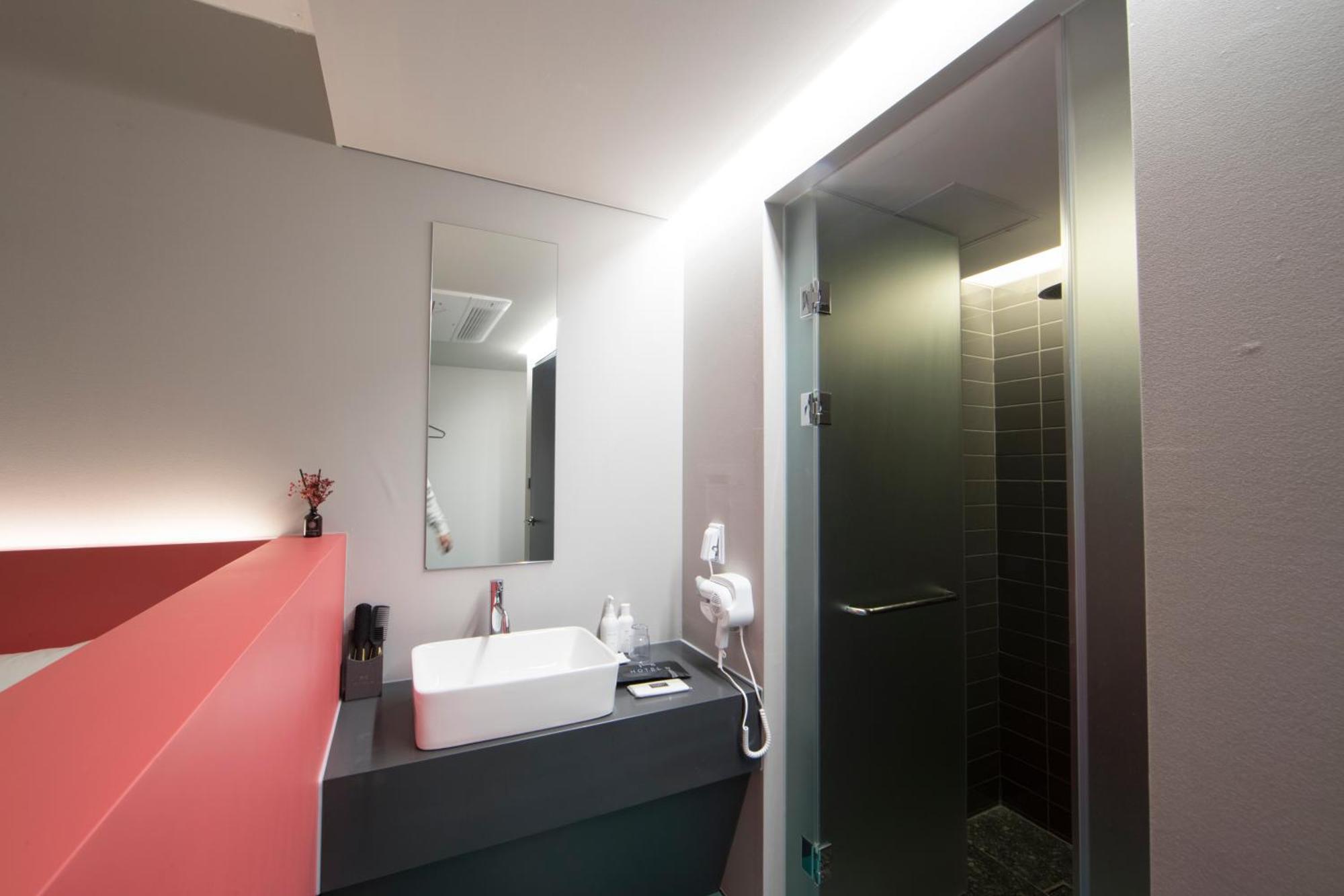 Hotel H Сеул Экстерьер фото